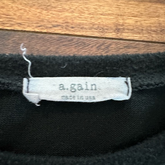 A.gain plaid striped sleeve long sleeve top size small - Picture 2 of 2